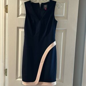 Vince Camuto size 4 dress
